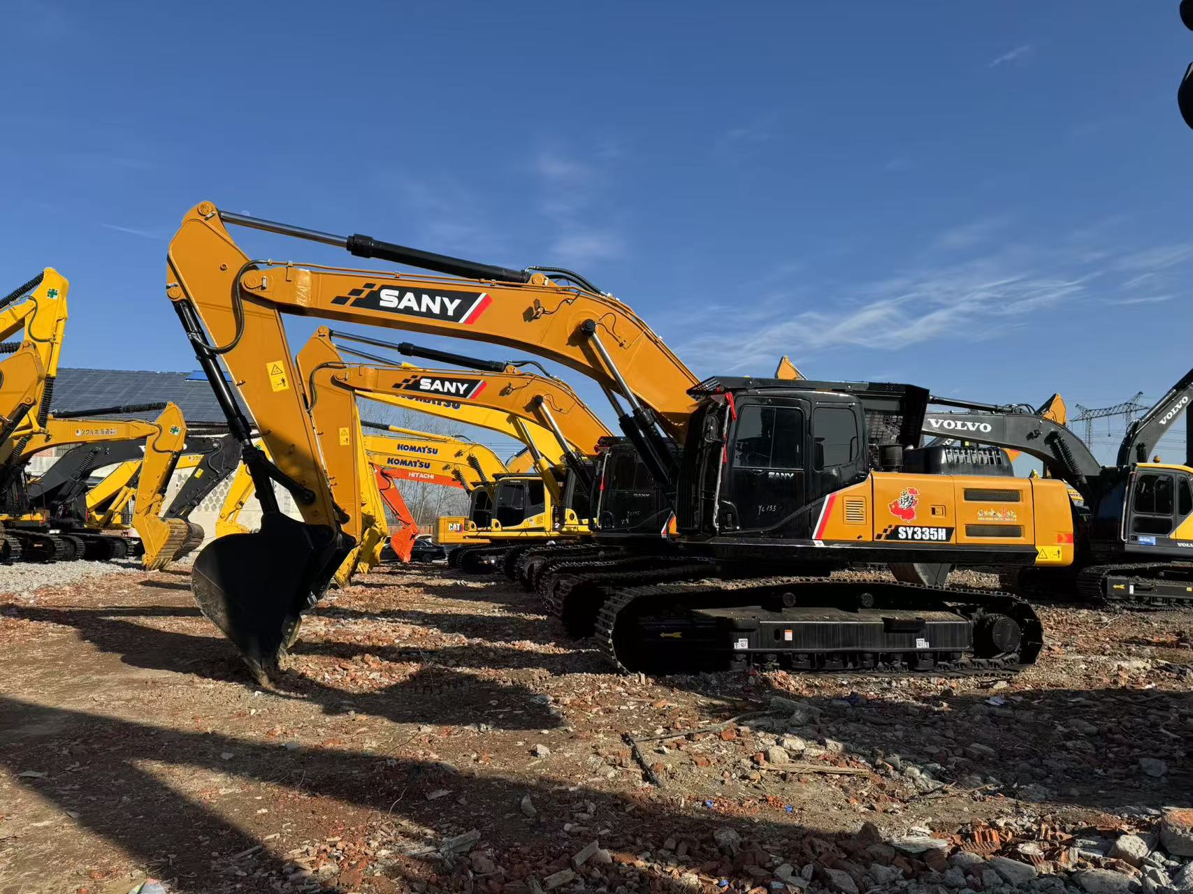 三一重工SY220C挖掘机(图1)