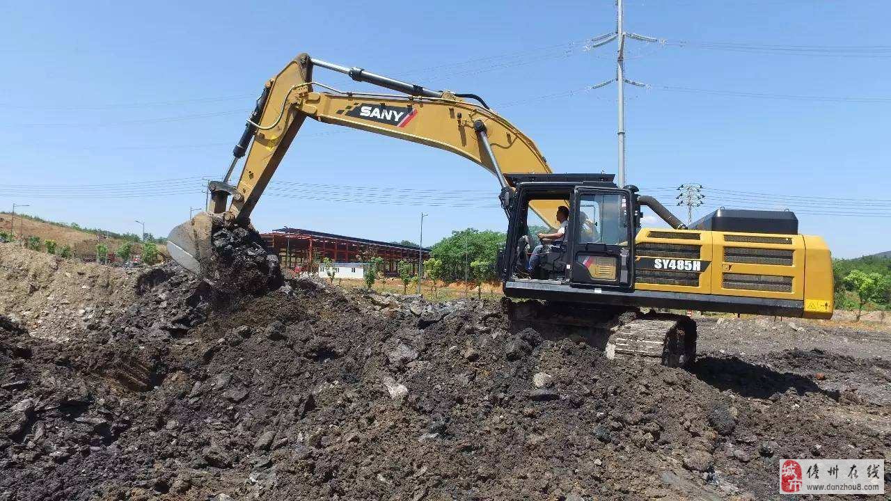 三一重工SY215C-8挖掘机(诚心价钱可议)(图1)